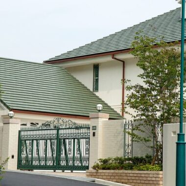 Ngôi Nhà Yên Tĩnh Hơn Với Ngói Cách Âm Eishiro